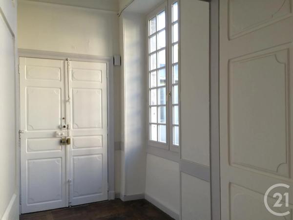 Appartement T3 à vendre  3 pièces - 141,55 m 2   PAU  - 64