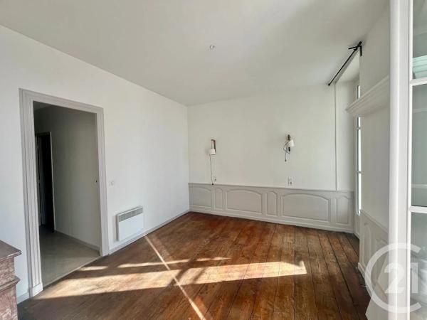 Appartement T3 à vendre  3 pièces - 141,55 m 2   PAU  - 64