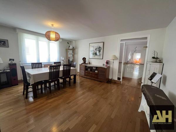 BREST -ST MARTIN - DUPLEX AVEC ESPACE PROFESSIONNEL INDÉPENDANT- PAS DE COPROPRIÉTÉ