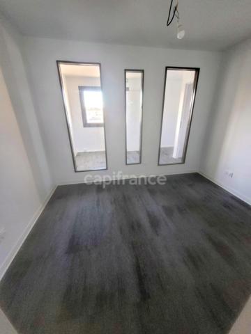 Dpt Hérault (34), à louer bureaux à SETE