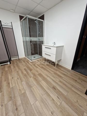 Dpt Hérault (34), à louer bureaux à SETE