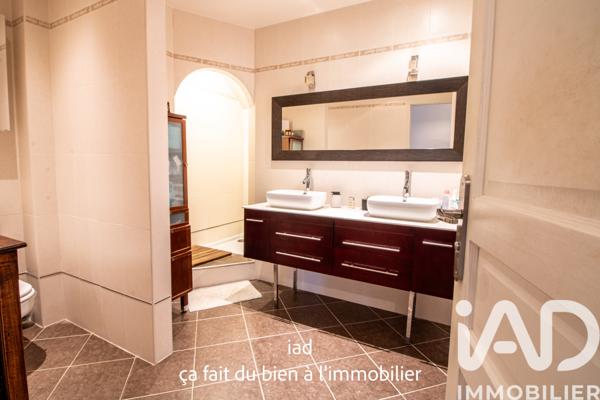 Maison à vendre 7 pièces 183 m² Rueil-Malmaison