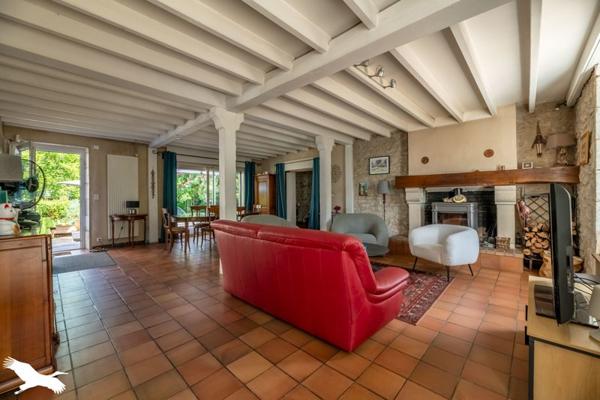 Maison à vendre |  Marsac-sur-l'Isle |  6 pièces | 218 m²