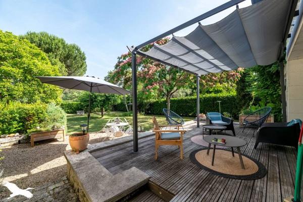 Maison à vendre |  Marsac-sur-l'Isle |  6 pièces | 218 m²