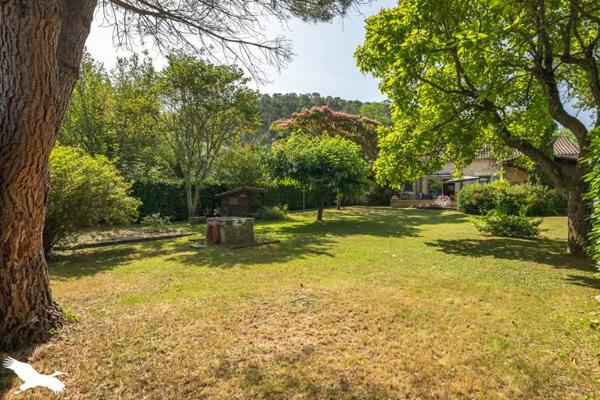 Maison à vendre |  Marsac-sur-l'Isle |  6 pièces | 218 m²