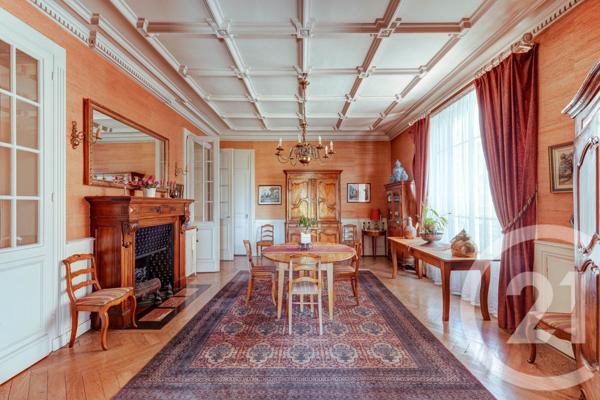 Appartement F6 à vendre  6 pièces - 197,74 m2 LYON - 69006