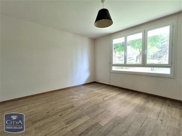 Appartement à louer 3 pièces 66.5m²