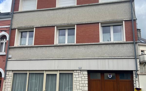 Maison à vendre    6 pièces • 218 m2 Saint-Quentin