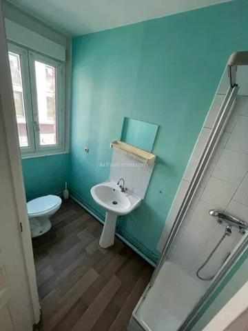 Location                                                      Studio
                        
                                         15 m2                     à Reims