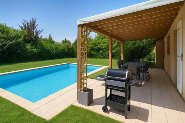Maison familiale à Saint Nauphary 82370 -T 6 110 m2 avec piscine