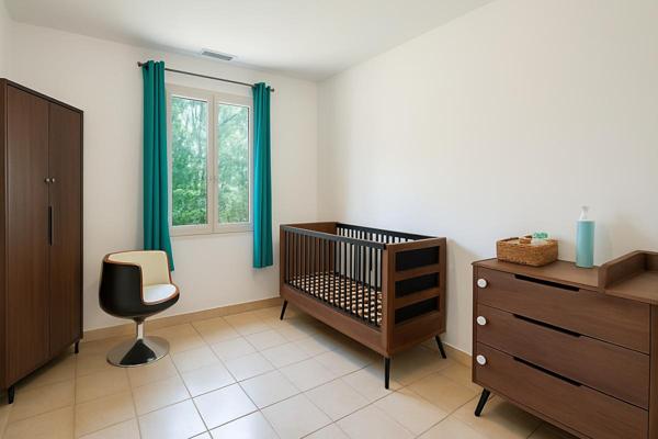 Maison familiale à Saint Nauphary 82370 -T 6 110 m2 avec piscine