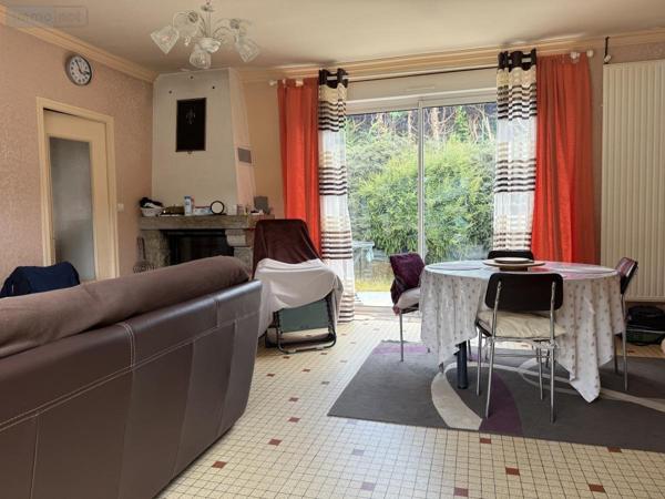 Maison à vendre à Grâces dans les Côtes-d'Armor (22200), ref : 22064-1231