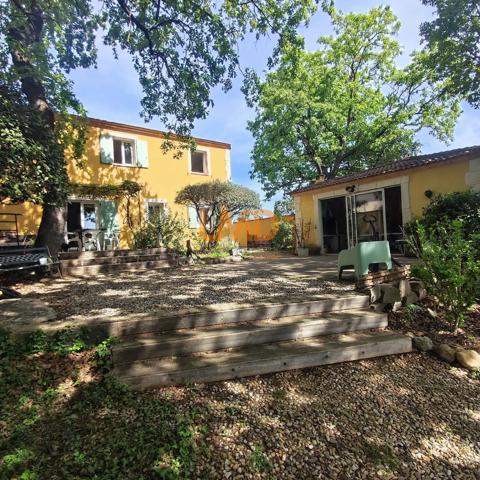 Villa familiale dans espace naturel