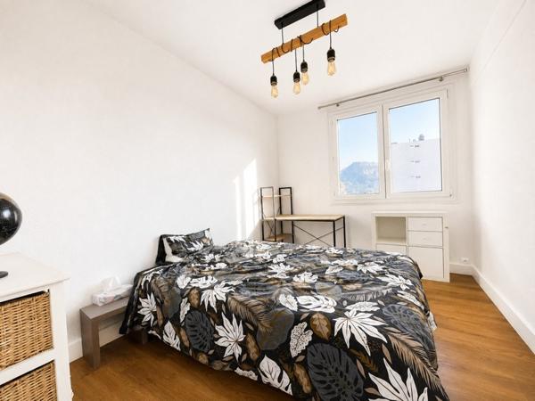 Appartement 119 000 € Grenoble 3 p 68 m² DPE F