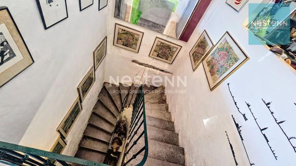 MAISON BOURGEOISE DE 319 M2 AVEC REMISE