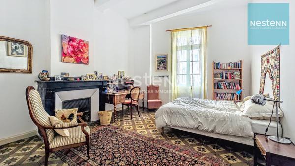 MAISON BOURGEOISE DE 319 M2 AVEC REMISE