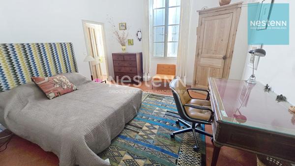 MAISON BOURGEOISE DE 319 M2 AVEC REMISE