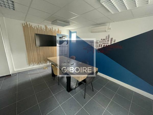 Local d'activites 546 m² à louer CARQUEFOU (réf : 44.019033)