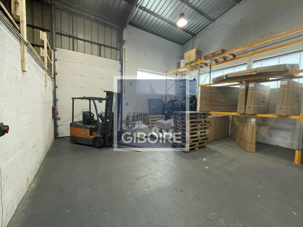 Local d'activites 546 m² à louer CARQUEFOU (réf : 44.019033)