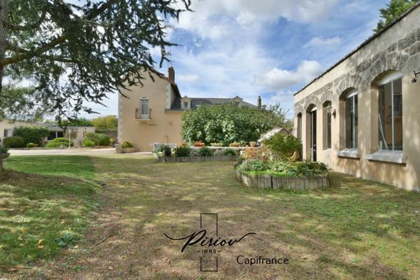 Propriété 5 chambres, dépendances, proche commerces et services