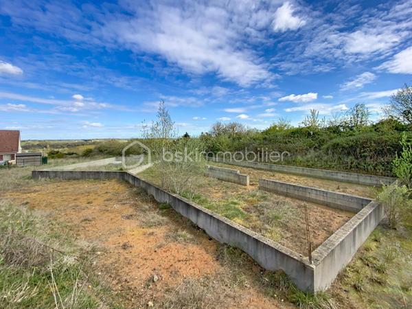 Terrain de 2 046 m²