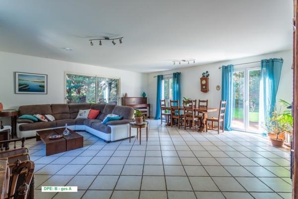 Maison 597 313 € La Tour-de-Salvagny 6 p 135 m² DPE B