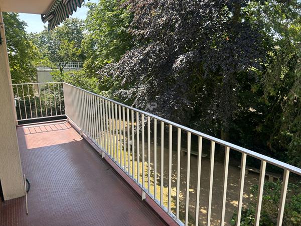 Appartement Maisons Laffitte 5 pièce(s) 111.35 m2 725 000 € **  - Référence  4742