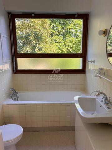 Appartement Maisons Laffitte 5 pièce(s) 111.35 m2 725 000 € **  - Référence  4742