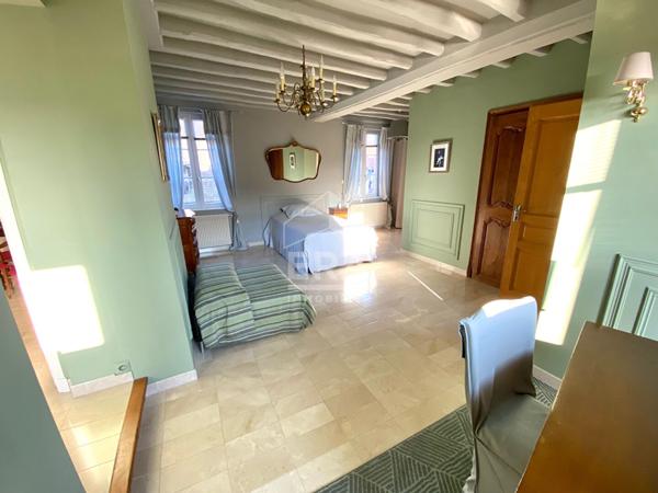 Maison Les Andelys Accès Seine + local commercial