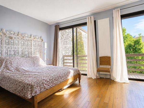 Vente maison 210 m2 BORDEAUX (33300)