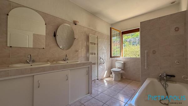 Maison de plain-pied avec superbe vue