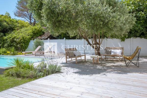 Taussat – Villa néo-basque seconde ligne de la plage