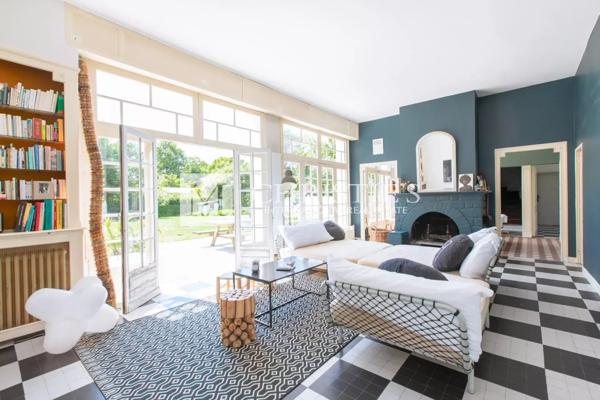 Taussat – Villa néo-basque seconde ligne de la plage