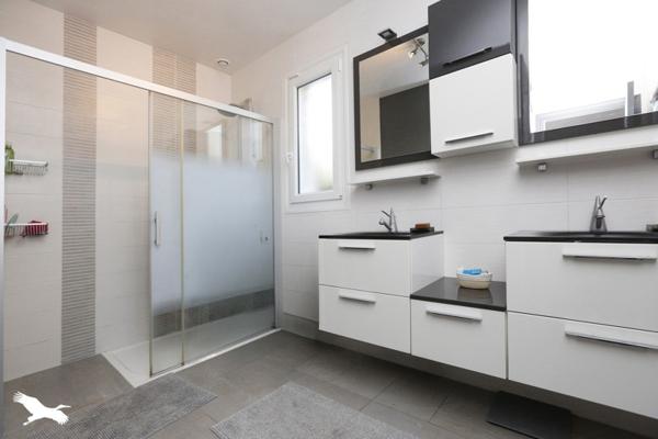 Maison 790 000 € Saint-Avertin 7 p 220 m² DPE D