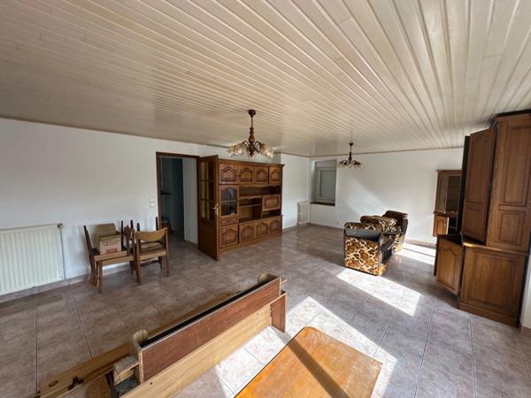 Maison à vendre 7 pièces (56)