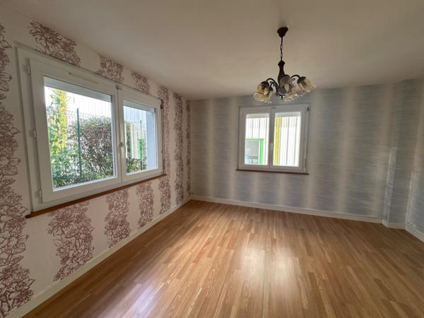 Maison à vendre 7 pièces (56)