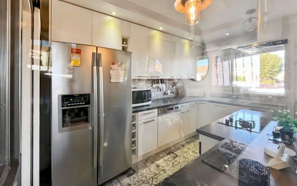 Maison à vendre    4 pièces •  Marseillan