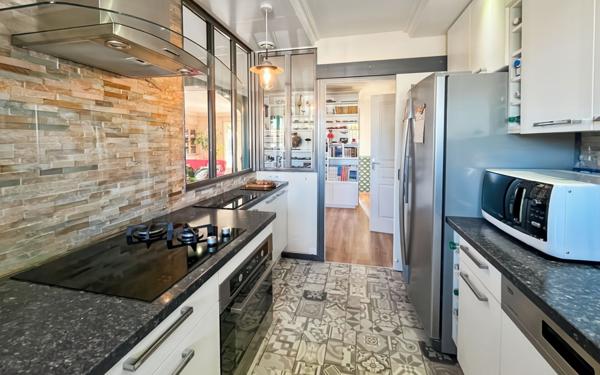 Maison à vendre    4 pièces •  Marseillan