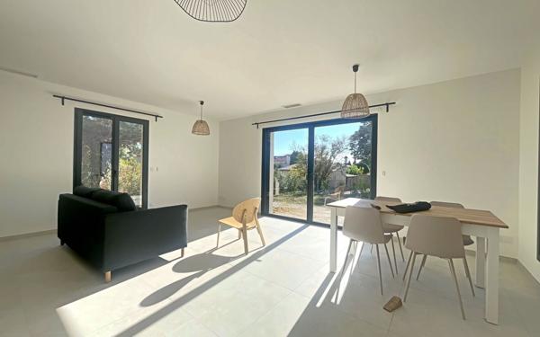 Maison à louer    4 pièces •  Cournonterral