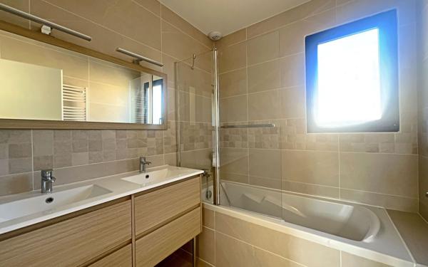 Maison à louer    4 pièces •  Cournonterral