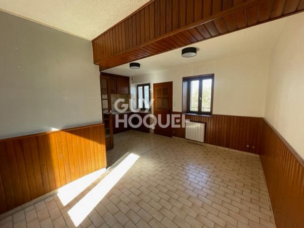 Maison à vendre à Sézanne - 2 pièces avec garage et terrasse