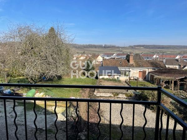Maison à vendre à Sézanne - 2 pièces avec garage et terrasse