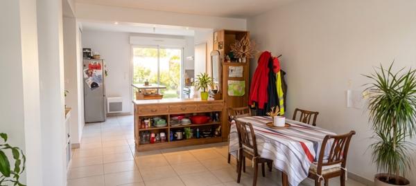 Maison à louer 773 € CC BELLEVILLE SUR VIE 4 p 98 m² DPE D
