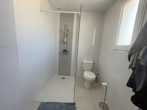 Maison à louer 773 € CC BELLEVILLE SUR VIE 4 p 98 m² DPE D