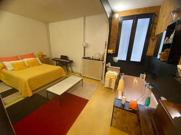 A VENDRE CENTRE DE LA ROCHELLE IMMEUBLE/MAISON DE 130 M2 , La rochelle