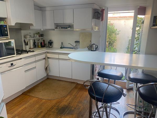 A VENDRE CENTRE DE LA ROCHELLE IMMEUBLE/MAISON DE 130 M2 , La rochelle