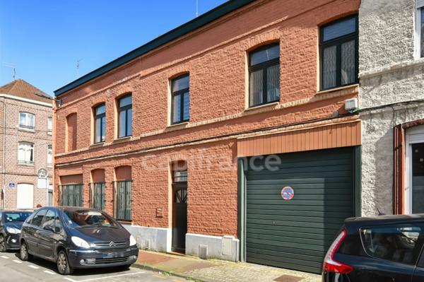 Maison à fort potentiel – Habitation, activité professionnelle ou investissement – Tourcoing– 140 m², 179 000 € HAI