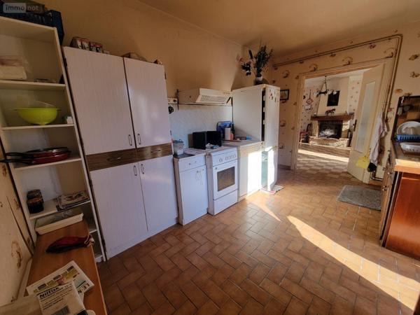 Maison à vendre à Cloyes-les-Trois-Rivières dans l'Eure-et-Loir (28220), ref : RCA/848