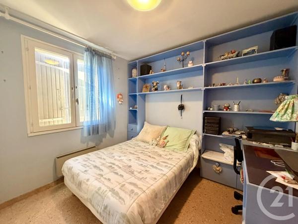 Maison à vendre  5 pièces - 99,80 m 2   ARLES  - 13