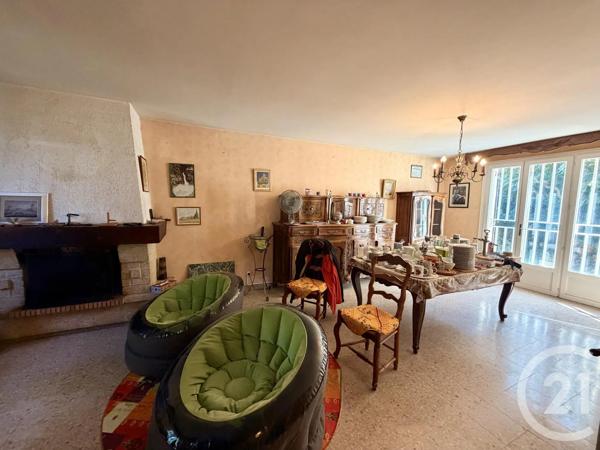 Maison à vendre  5 pièces - 99,80 m 2   ARLES  - 13
